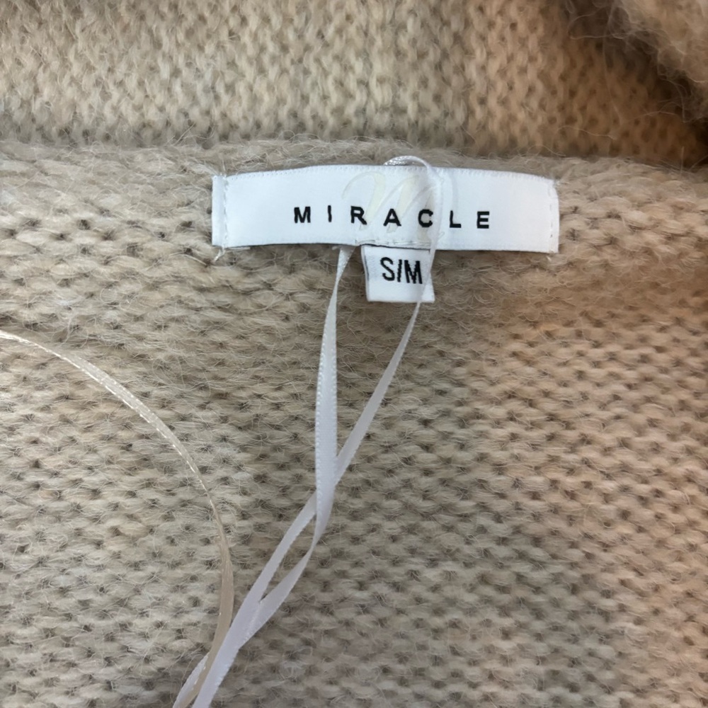 NWT Soft Long Cardigan with Ribbed Trim & Pockets - Beige - Size Small/Medium - Picture 5 of 6